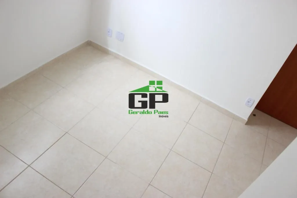 Unfurnished 2-bedroom apartment with open-plan kitchen — photo 12