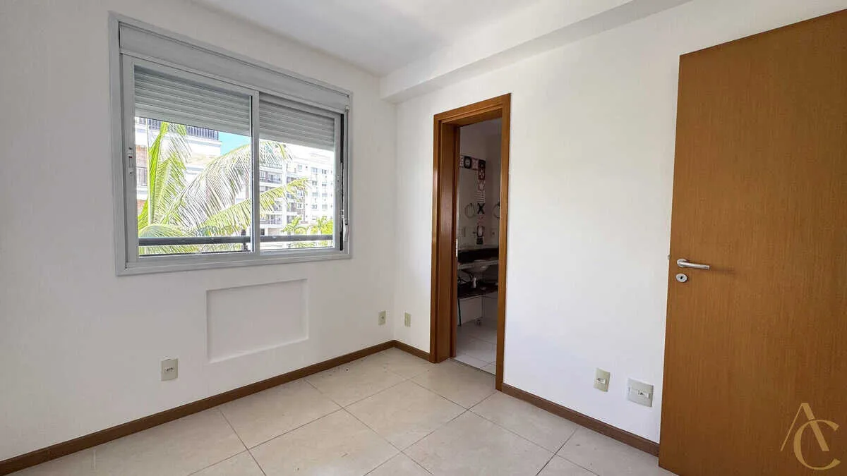 Furnished 129 m² apartment with 3 bedrooms and 1 parking space — photo 26
