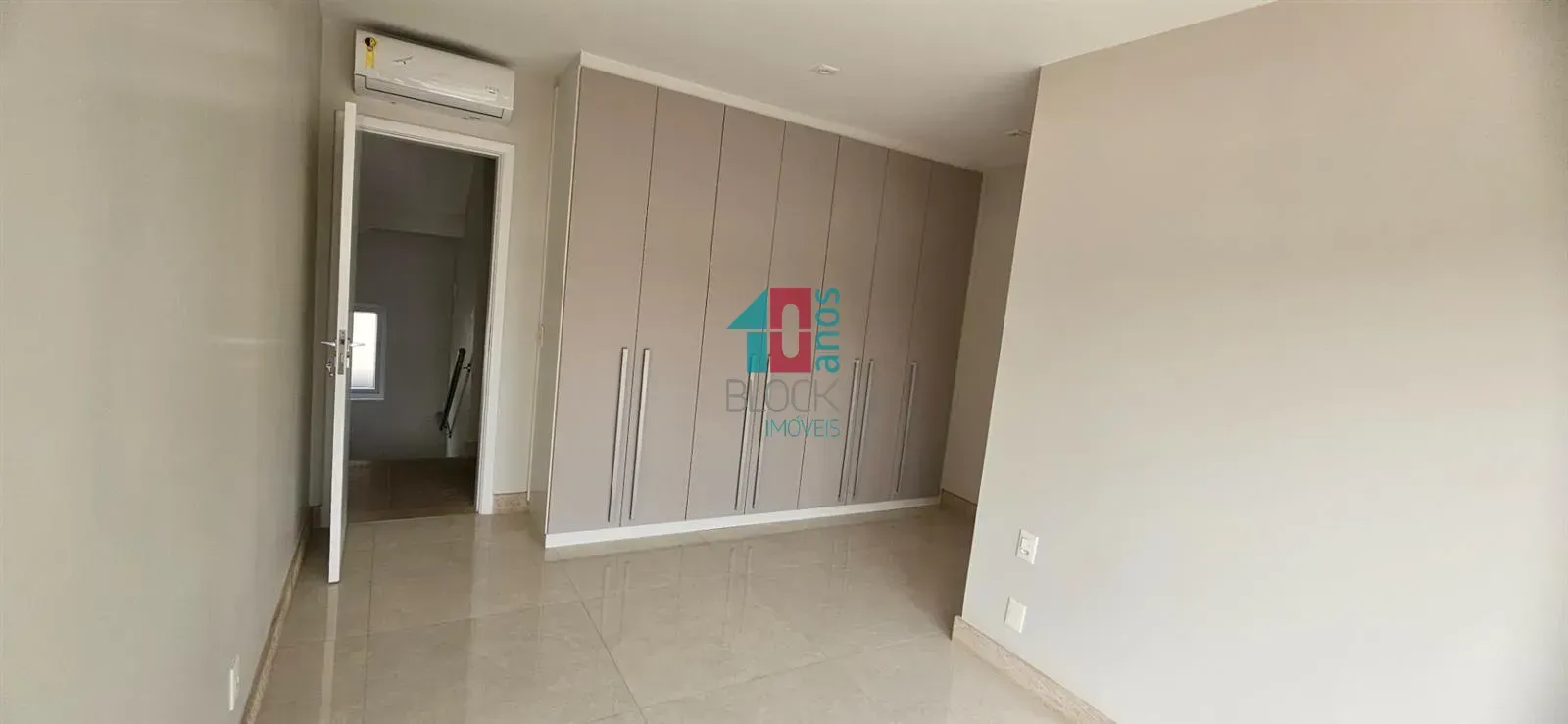 House with 4 bedrooms, 3 en-suites, 11 bathrooms and 2 parking — photo 32