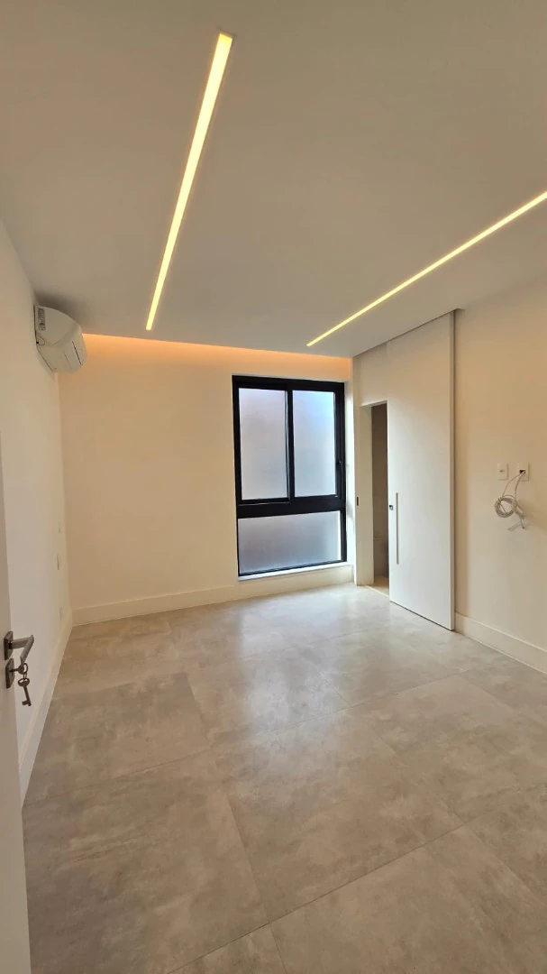 220 m² house with 5 bedrooms and a private BBQ — photo 16