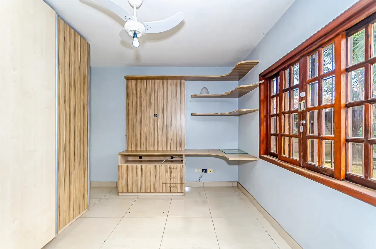 3-bedroom house with a garden in Curitiba — photo 11