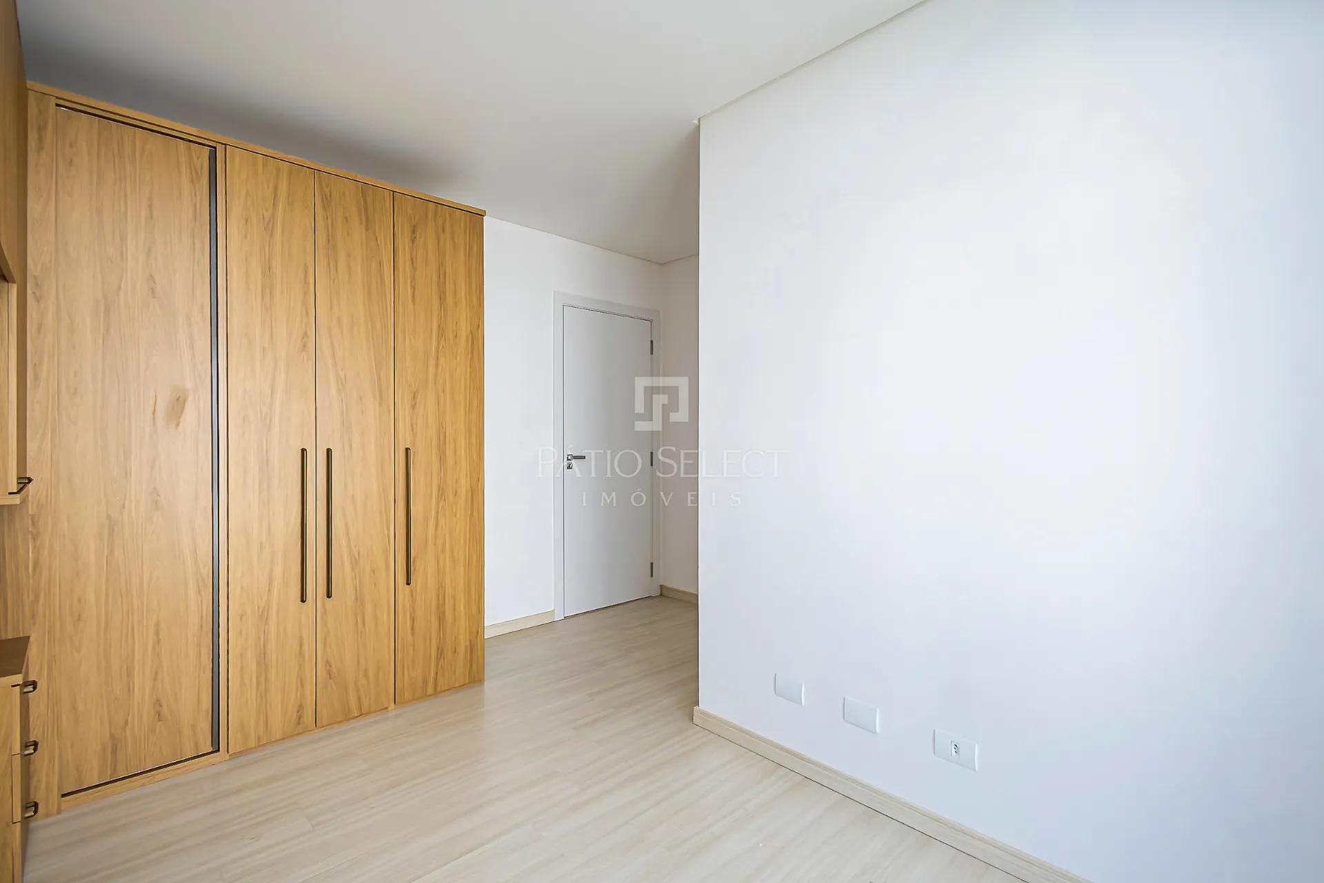 Casa de 181 m² com varanda gourmet e closet — photo 29