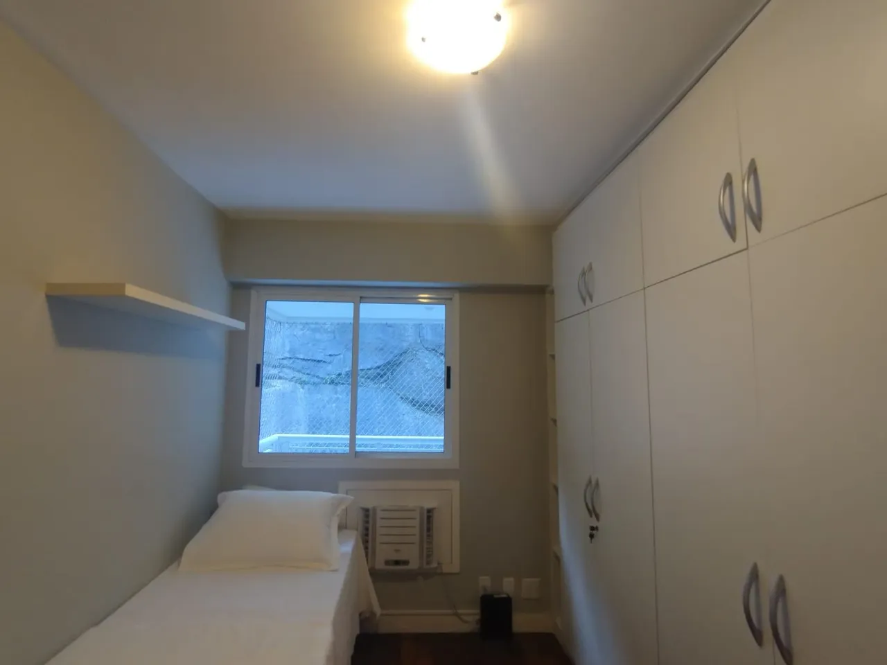 Furnished 2-bedroom apartment with a balcony — photo 20