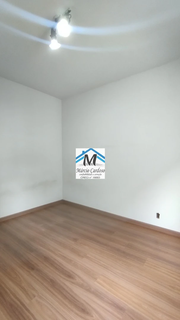 1-bedroom apartment with enclosed kitchen and gas — photo 11