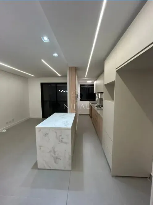 Unfurnished apartment with integrated kitchen and parking — photo 6