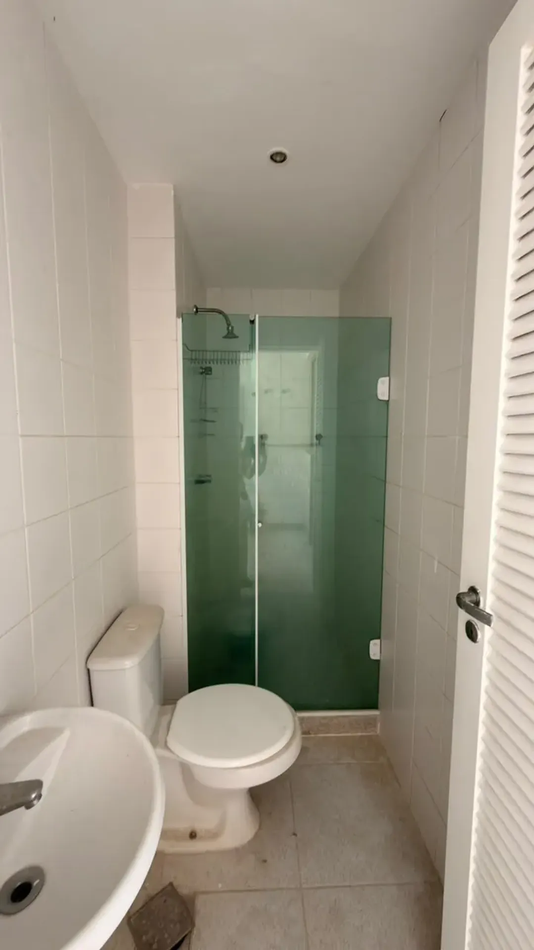 575 m² apartment with 5 en-suite bedrooms and glass balcony — photo 26