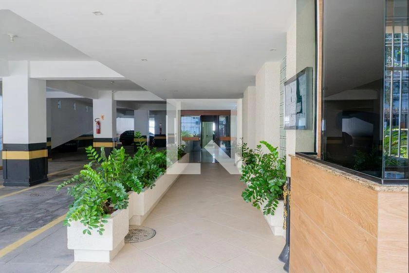 2-bedroom apartment with a mountain view in Rio de Janeiro — photo 40