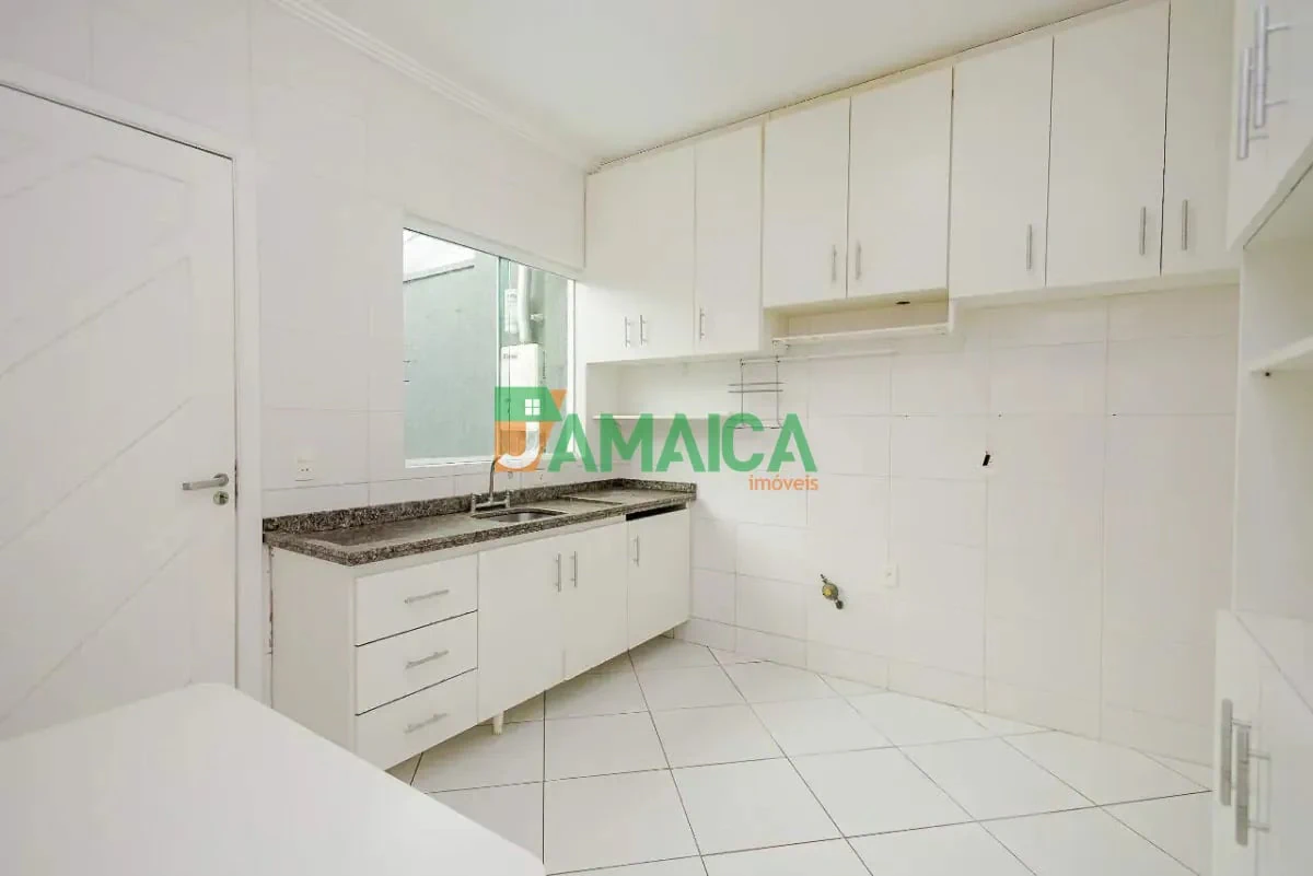 Casa, 190 m², com banheira — photo 3