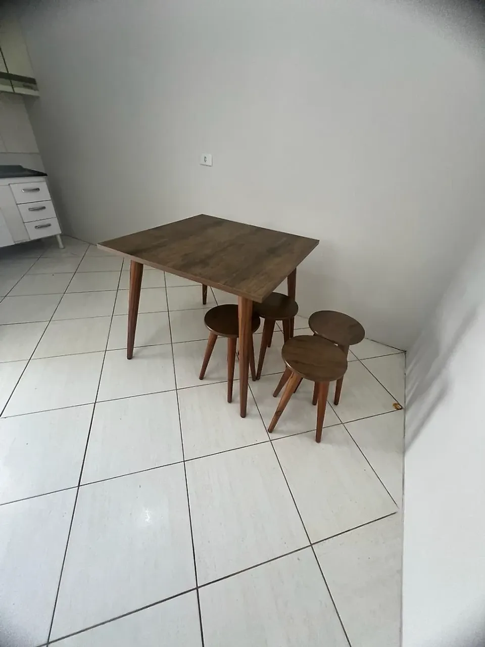 Kitnet estúdio de 20 m² com fogão a gás e 1 banheiro — photo 2