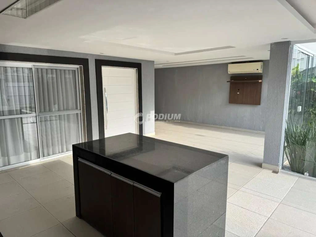 Triplex house with 4 suites, 360 m² and 2 parking spots — photo 6