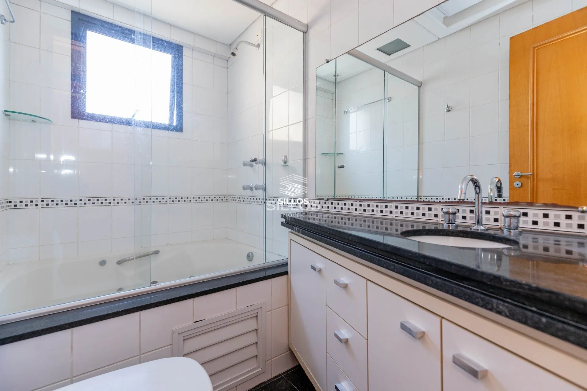 Ванна та 2 спальні: квартира 83 м² — photo 17