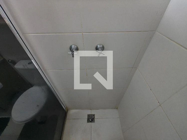 3-bedroom apartment in a building with a gym — photo 17