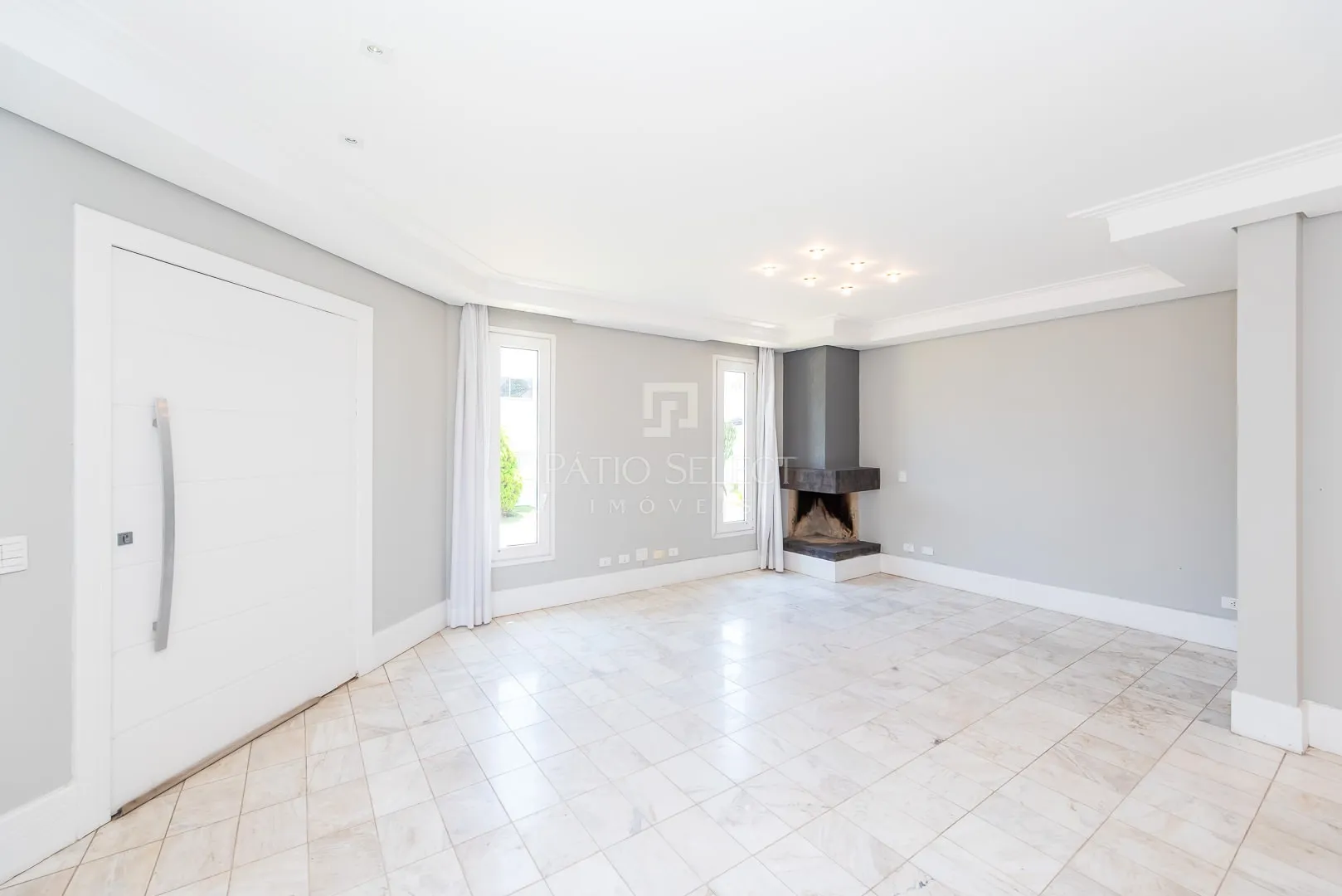 Furnished house, 305 m², with a bathtub — photo 12