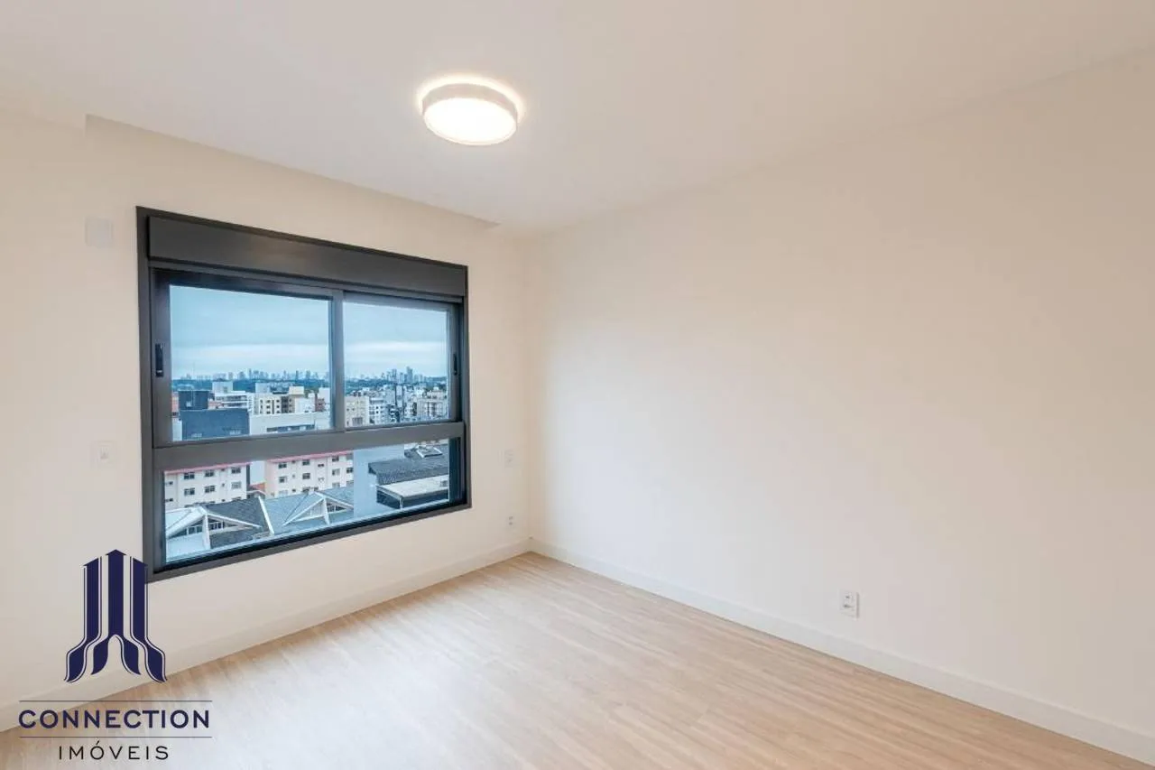 3-bedroom apartment with a grill on the balcony — photo 29