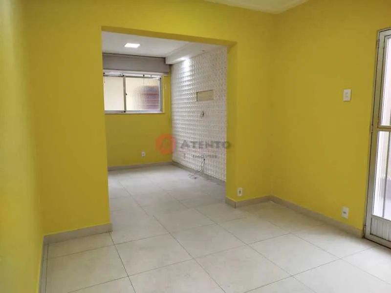 3-bedroom house with a walk-in closet