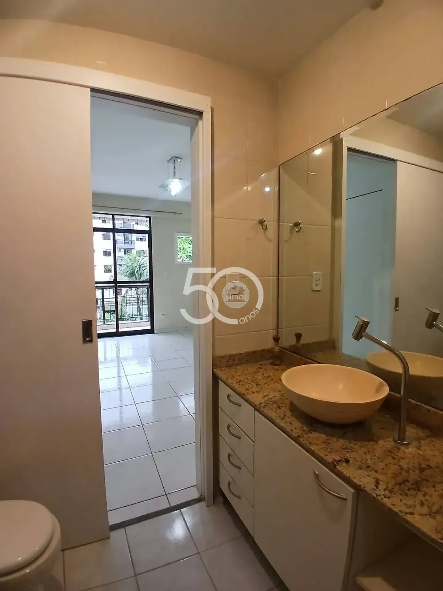 98 m² apartment with 3 bedrooms and 2 garage spaces — photo 4