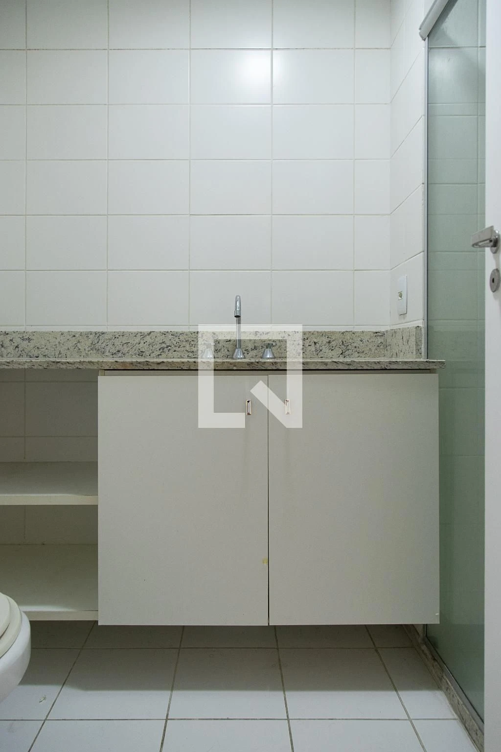 Glass-enclosed balcony in a 2-bedroom apartment, 74 m² — photo 28