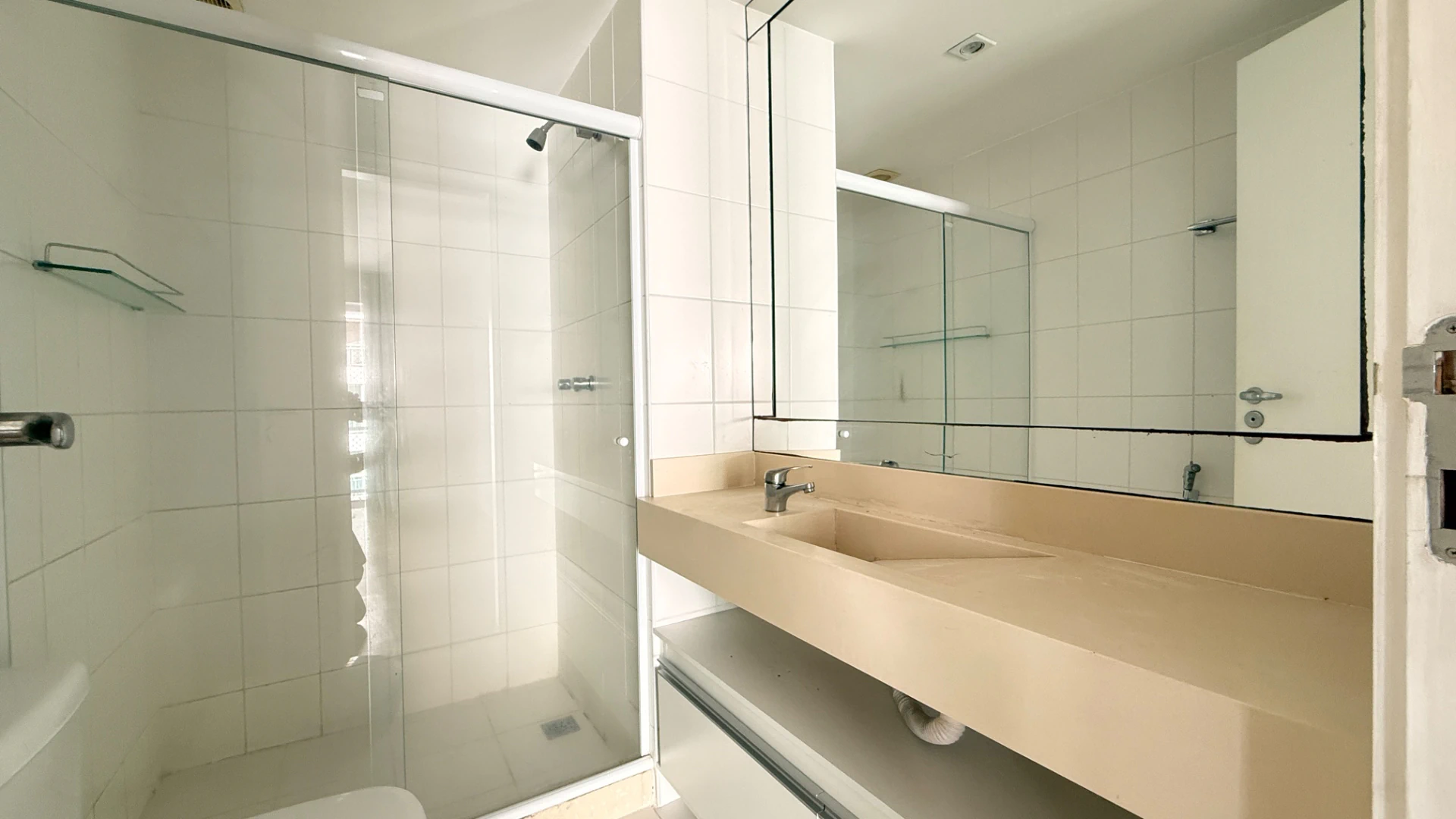 4-bedroom apartment with a gourmet balcony and 160 m² — photo 26