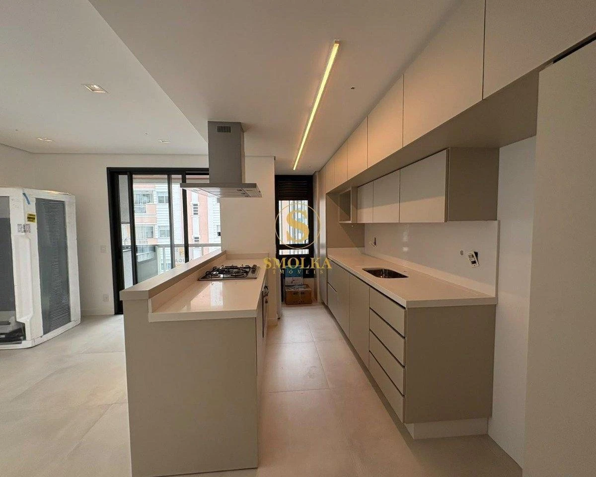 Furnished apartment, 85 m², with a grill on the balcony — photo 2