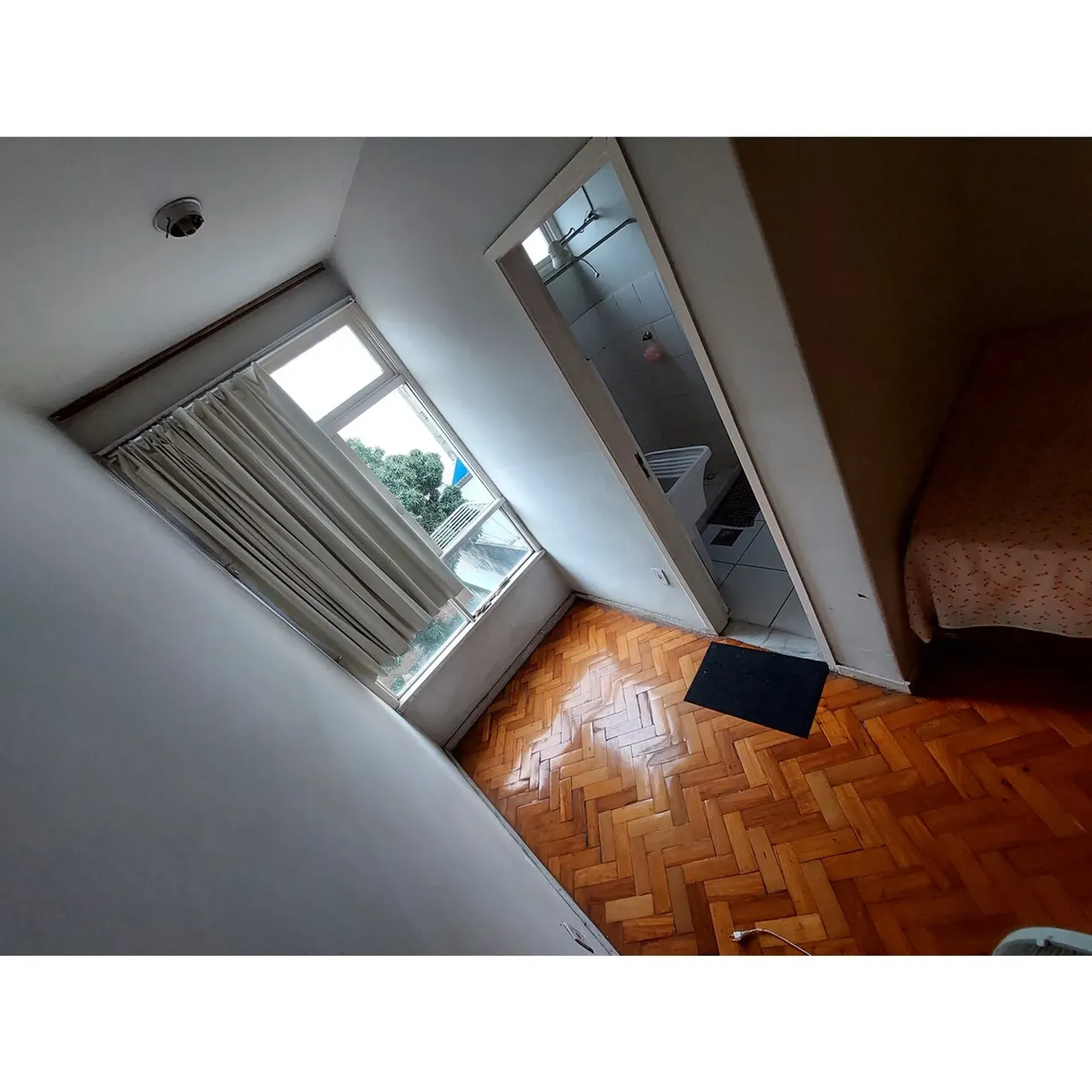 Apartment on the 5th floor with a washing machine — photo 16