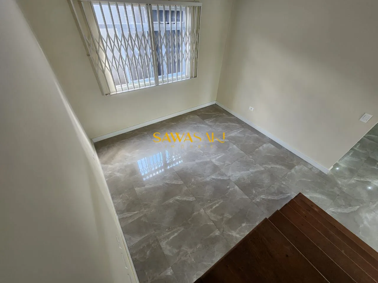 Two-story house with 3 bedrooms and 3 parking spaces — photo 8