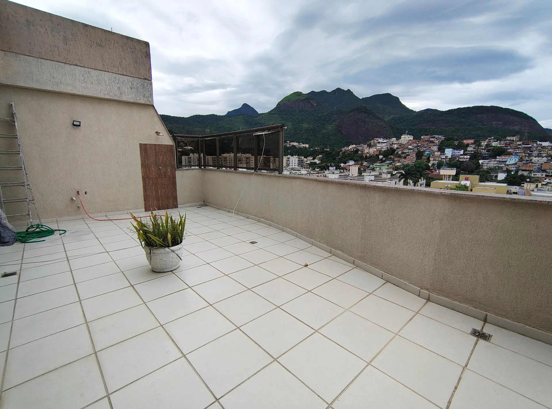 Apartamento para alugar com 3 quartos e 4 banheiros — photo 9