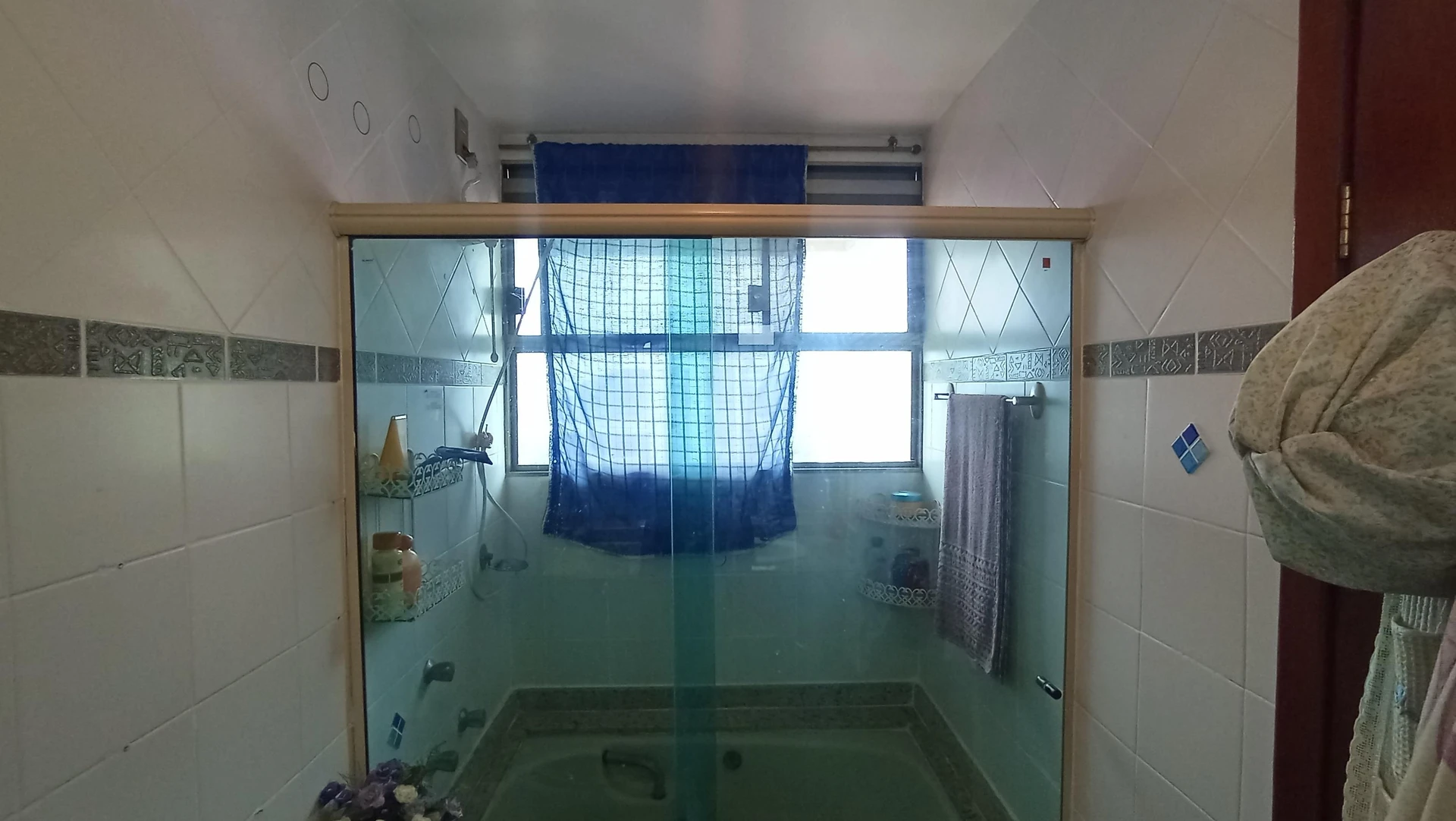 3-bedroom apartment with a jacuzzi in Rio de Janeiro — photo 43