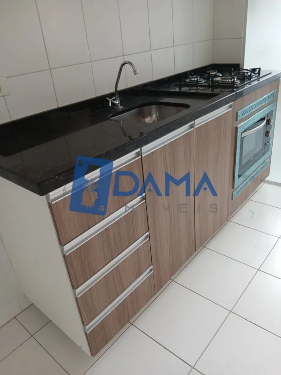 2-bedroom apartment with a separate, closed kitchen — photo 36