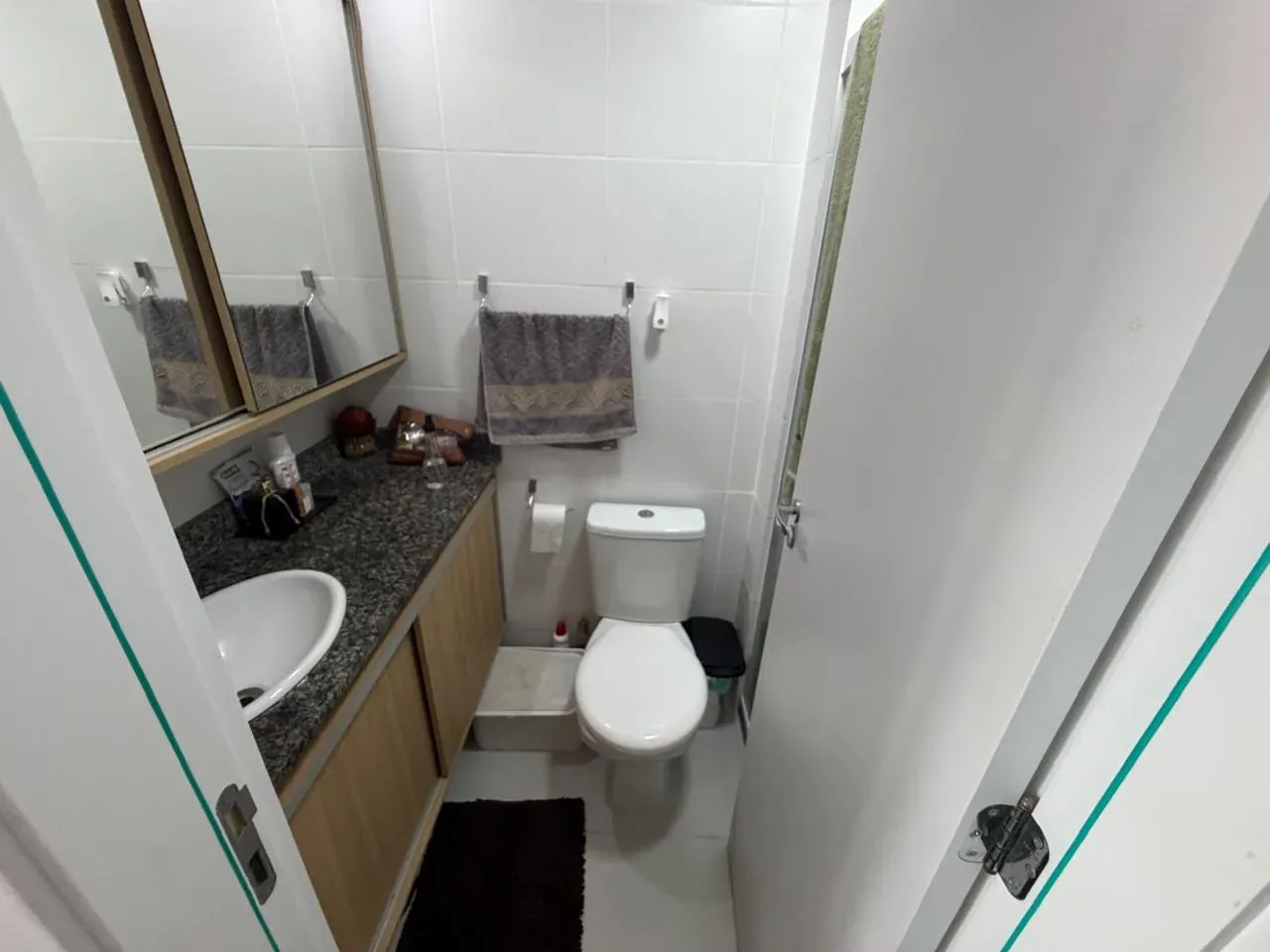 Walk-in closet in a 2-bedroom apartment, 40 m² — photo 14