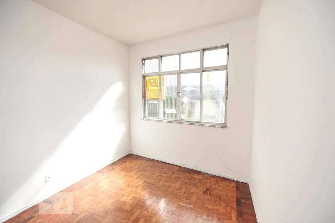 Unfurnished 2-bedroom apartment with maid’s room — photo 6