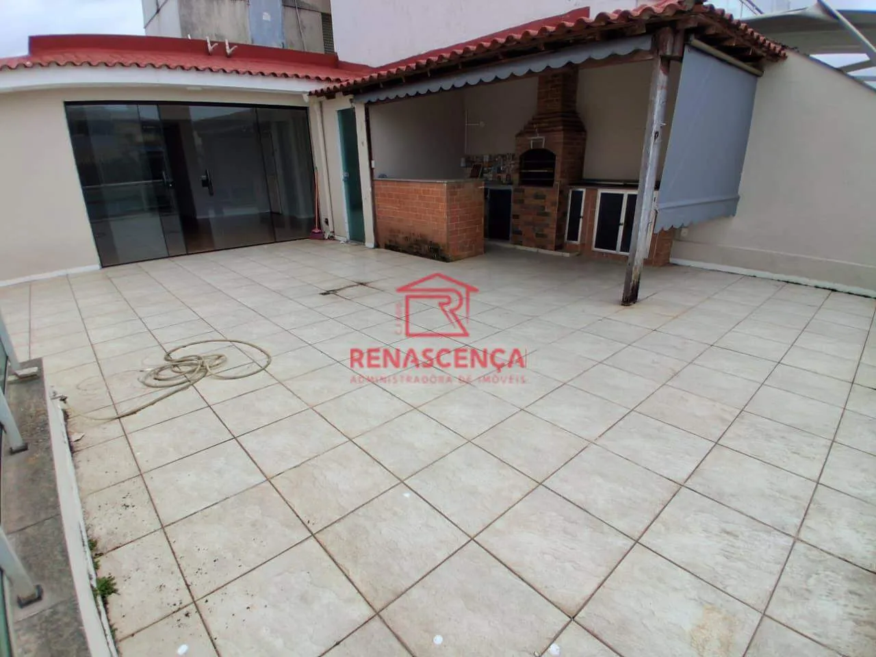 Cobertura de 230 m² com churrasqueira na varanda — photo 3