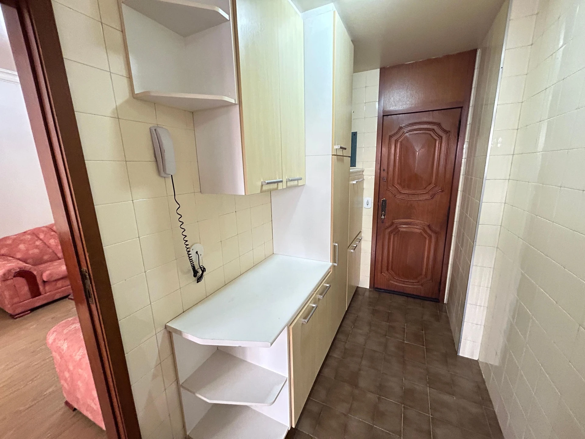 Apartamento com 3 quartos e suíte em bom estado — photo 26