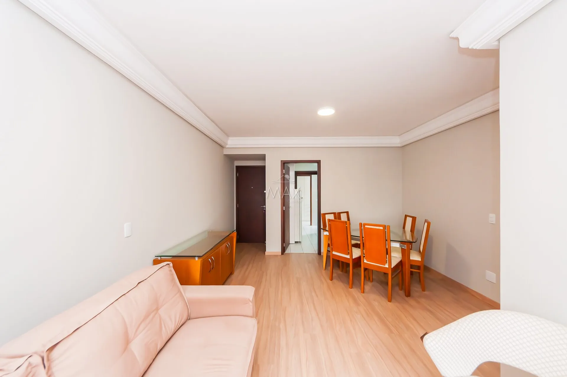 Furnished apartment, 89 m², with a glass-enclosed balcony — photo 22