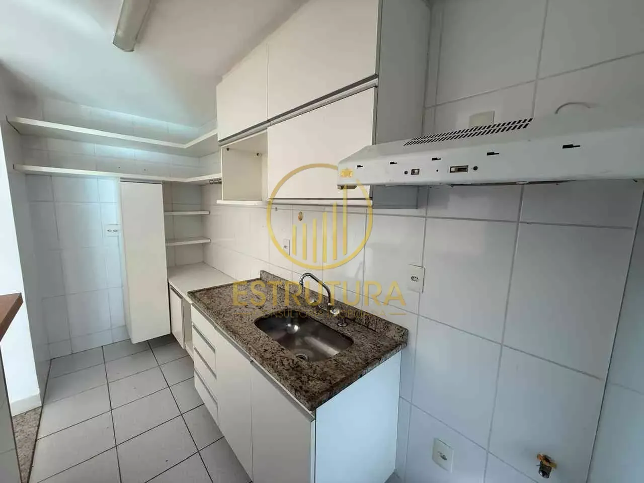 Rental apartment with 2 bedrooms and a balcony — photo 21