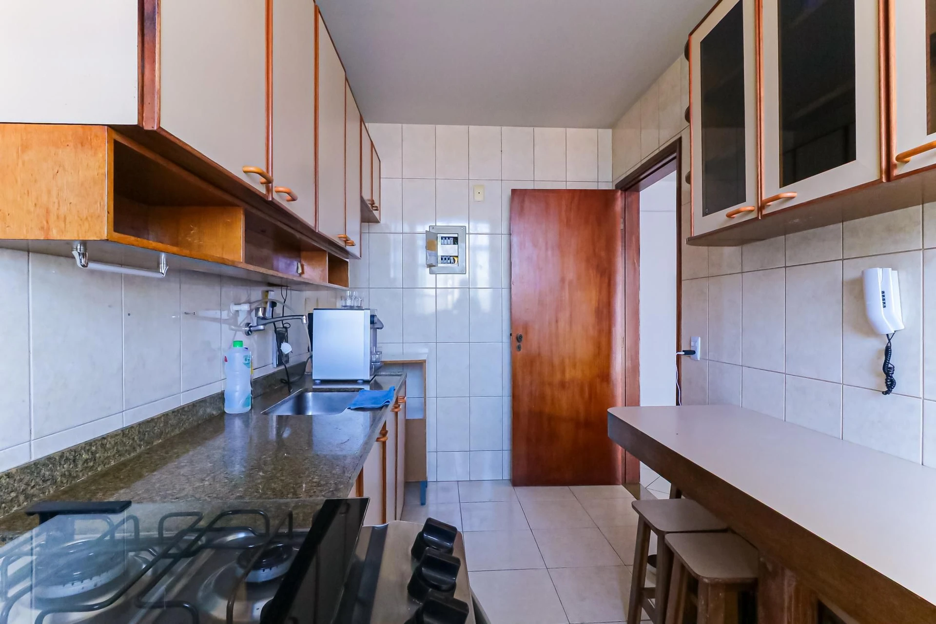 2-bedroom apartment in a building with a sauna — photo 16