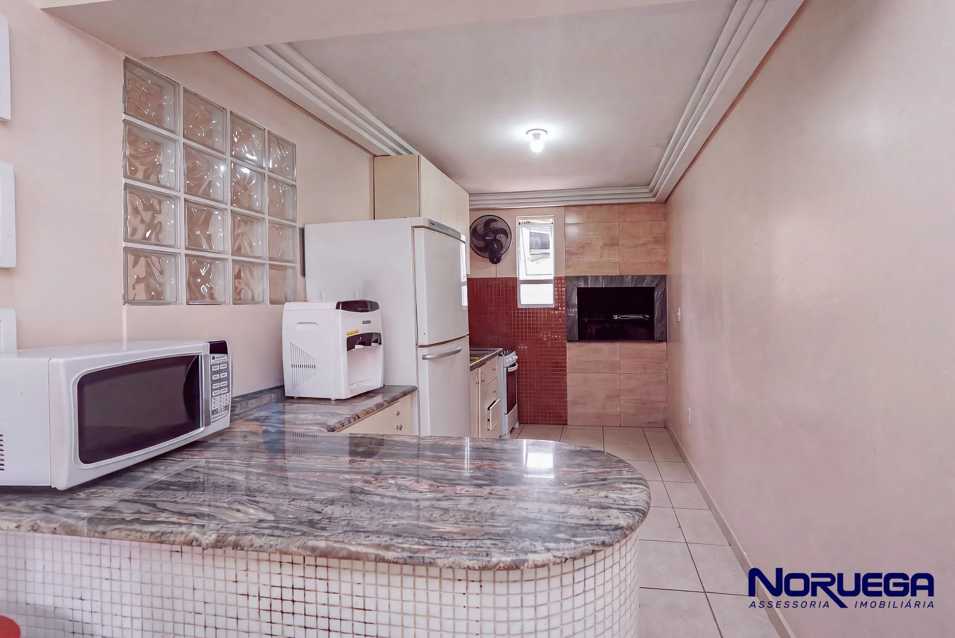 3-bedroom apartment with a washing machine in Curitiba — photo 14