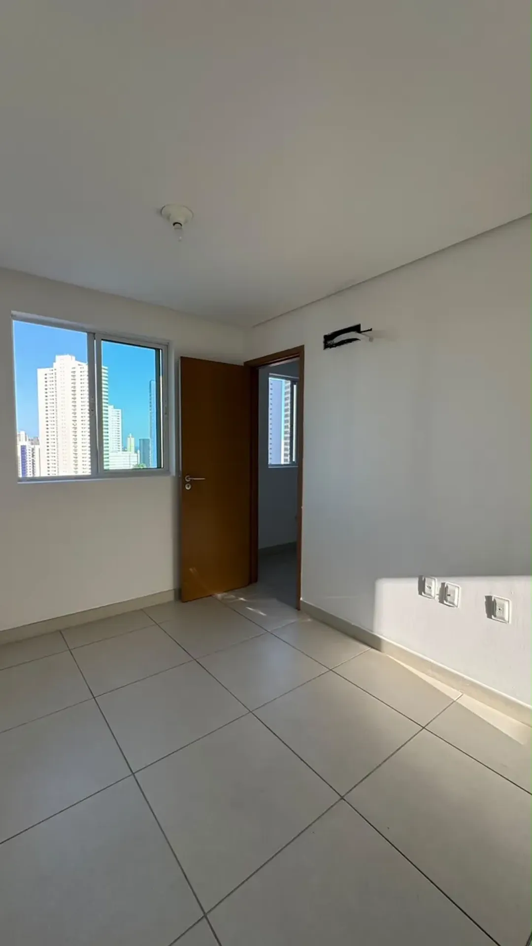 Bathtub in a 3-bedroom apartment, 87 m² — photo 6