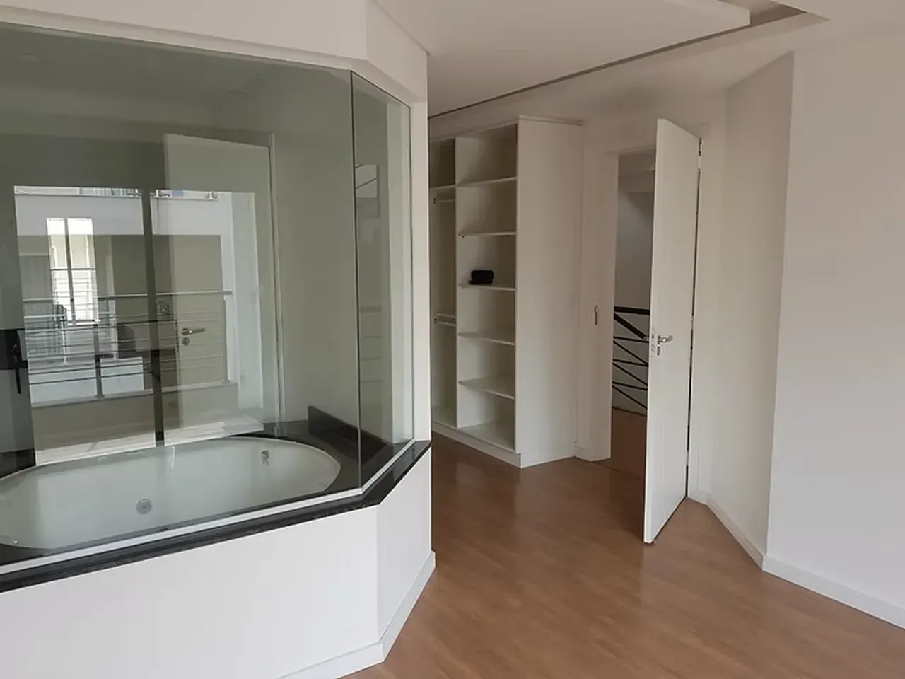 Gated condo house with private garden and 5 bedrooms — photo 6