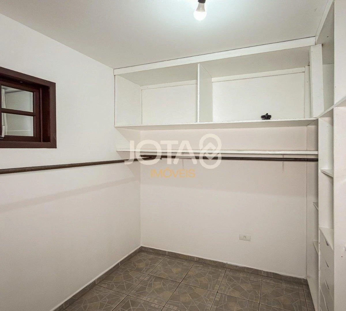 Ванна та 3 спальні: будинок 300 м² — photo 21