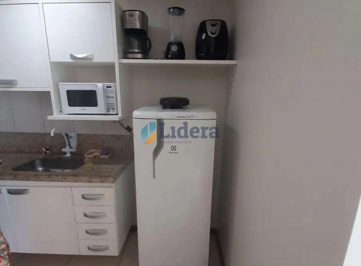 1-bedroom apartment with en-suite bathroom and A/C — photo 7