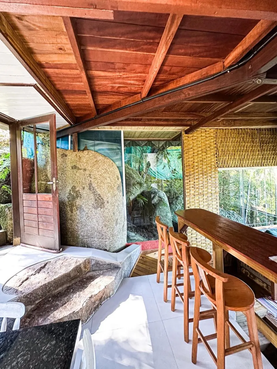 Furnished house, 135 m², with a water view — photo 8