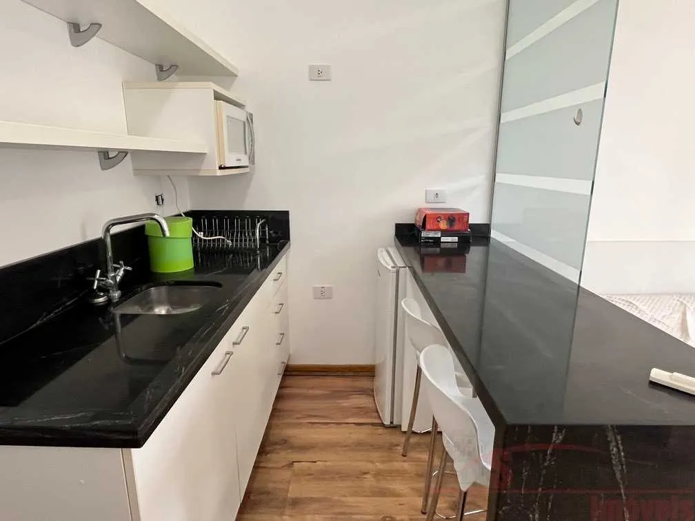 1 quarto e varanda envidraçada: apartamento de 28 m² — photo 5