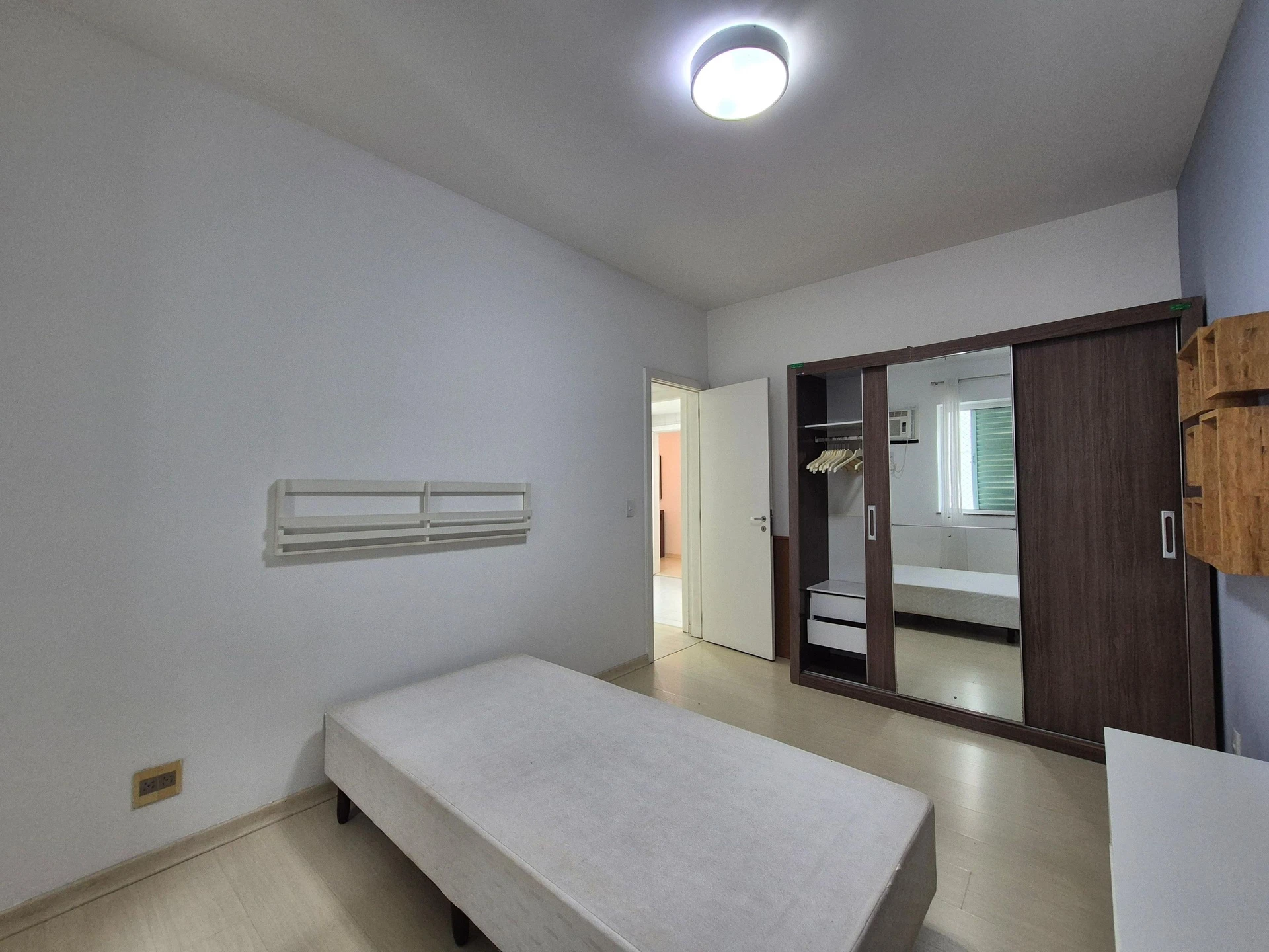 Apartamento mobiliado com 3 quartos e cozinha a gás — photo 3