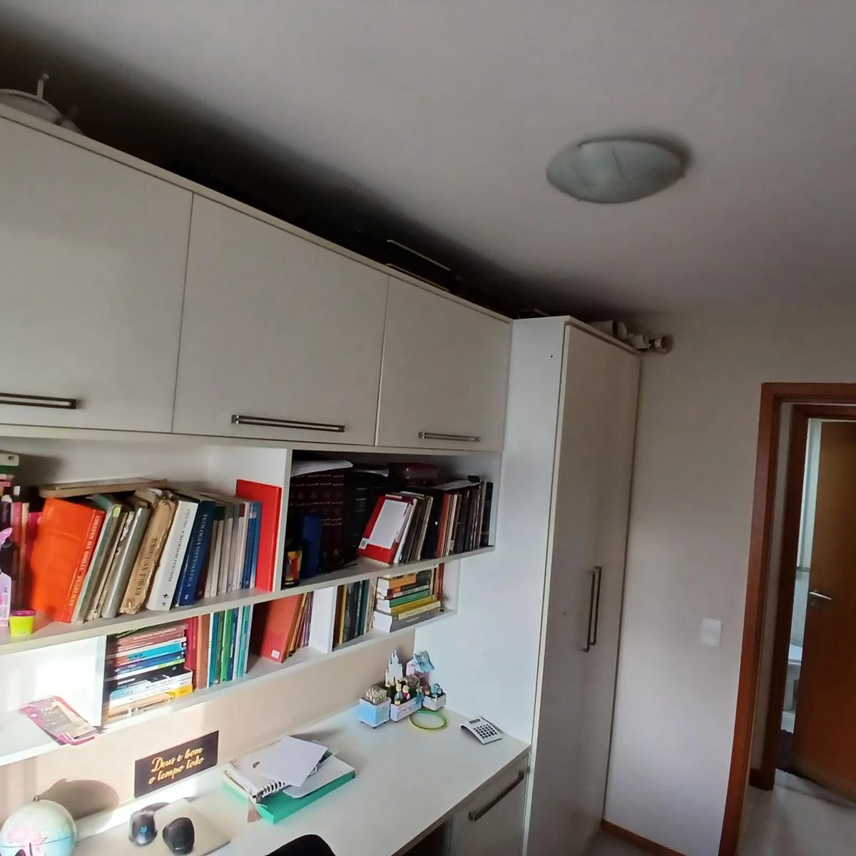 Mountain view in a 3-bedroom apartment, 83 m² — photo 30