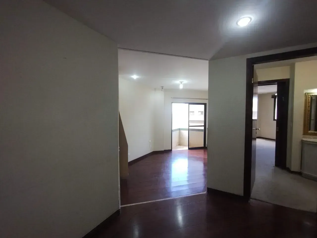 Apartamento mobiliado com 2 quartos e cozinha fechada — photo 4