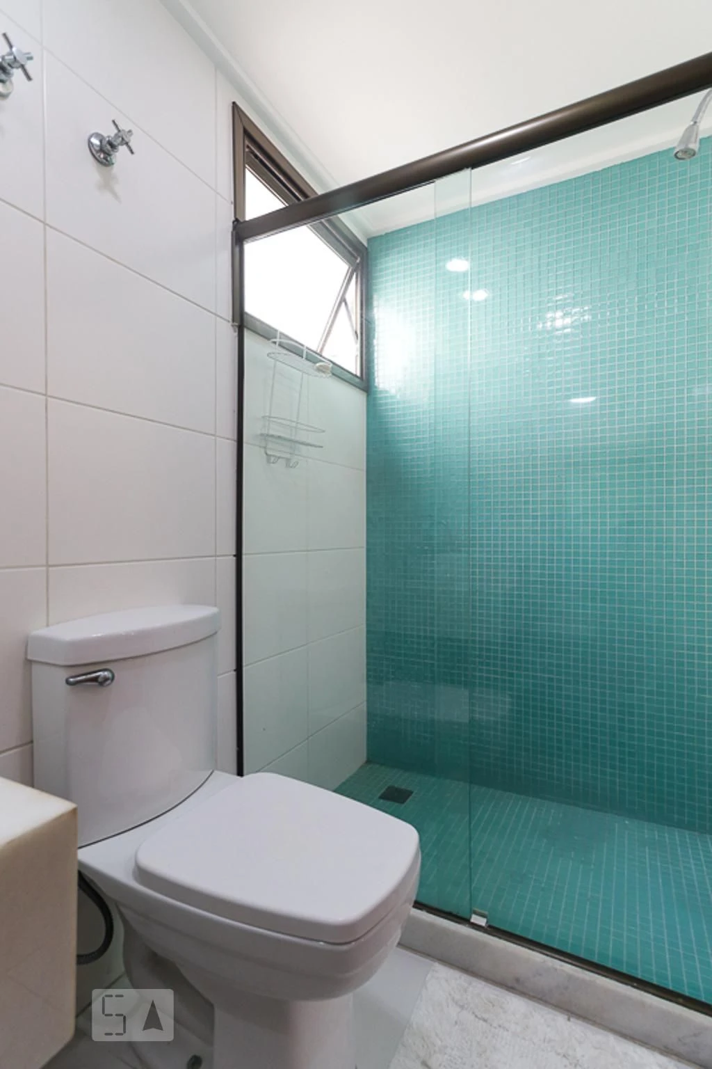 Apartamento mobiliado com 5 quartos e cozinha a gás — photo 73