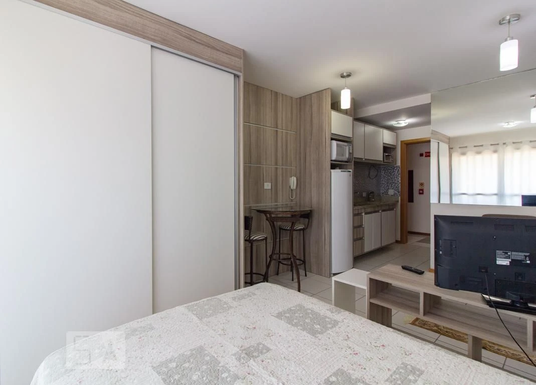 Studio de 27 m² com espaço de home office e máquina de lavar — photo 19