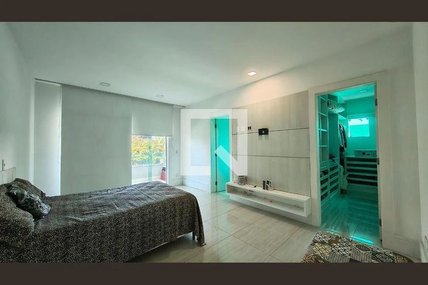 Casa em condomínio com 7 quartos e 9 banheiros — photo 27