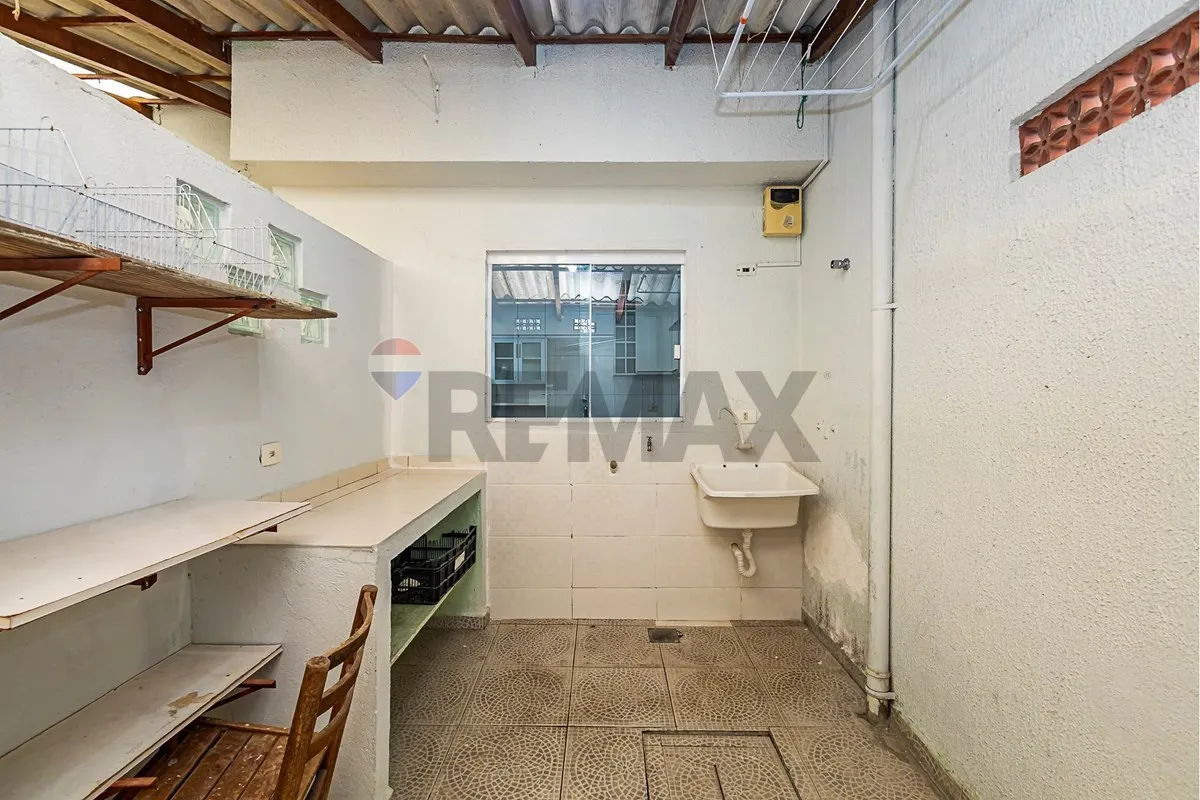 3-bedroom house with a grill on the balcony in Curitiba — photo 15