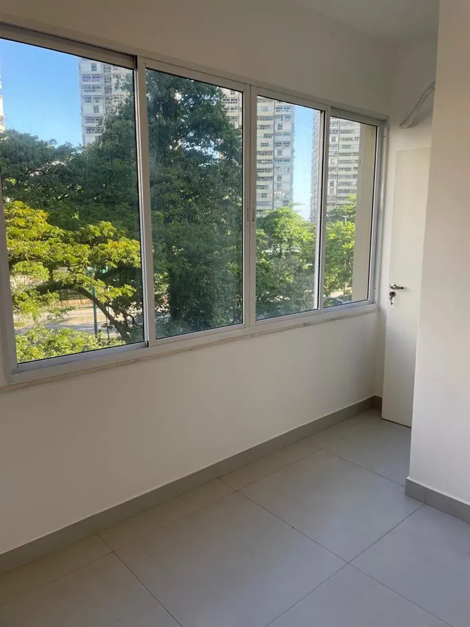 Apartamento com 2 quartos, cozinha fechada e 1 vaga — photo 15
